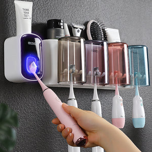 Wall-mounted toothbrush holder bathroom punch-free toothpaste toothbrush storage rack transparent mouthwash cup brushing cup set